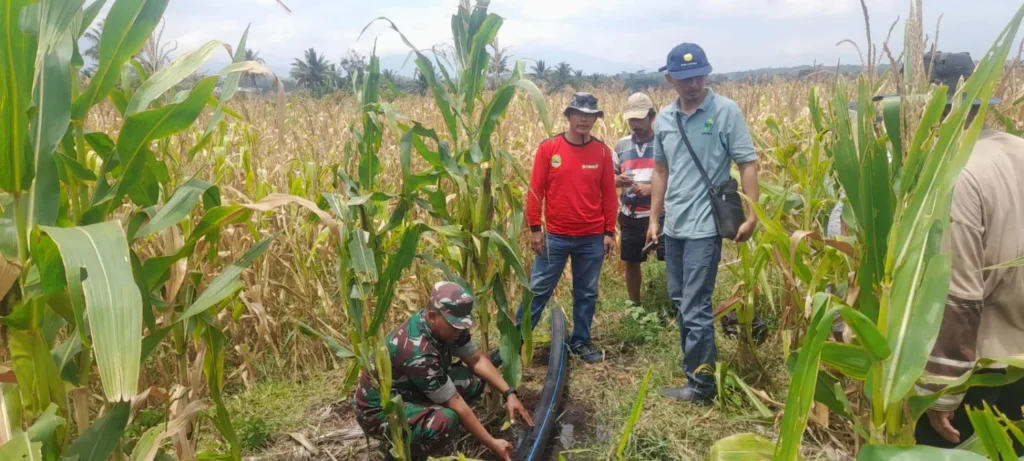 Lahan mengering, air dari bendungan Citikey disedot pakai mesin pompa