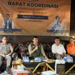 Bey Machmudin ketika berkunjung ke Kabupaten Garut