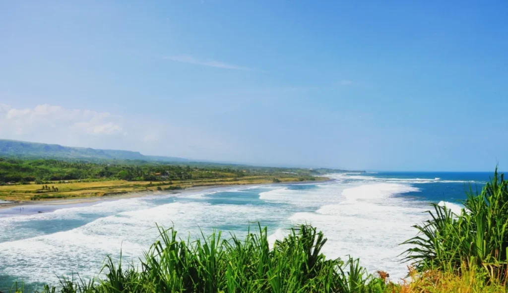 Spot pemandangan Pantai Selatan Garut