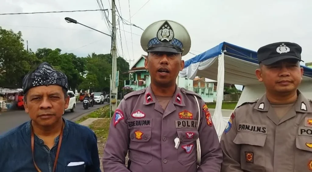 Kepolisian siap siaga di Pos Gatur di Pertigaan Maleer dan Sigobing