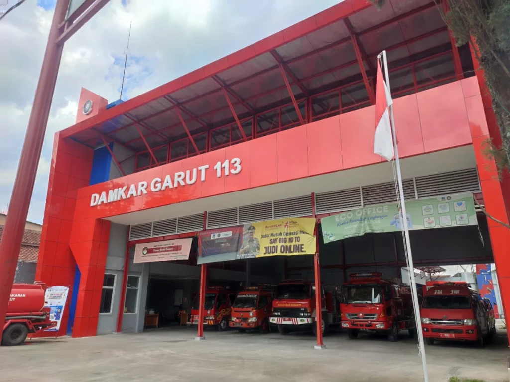 Mako Dinas Damkar Kabupaten Garut (Rizka/ Radar Garut)