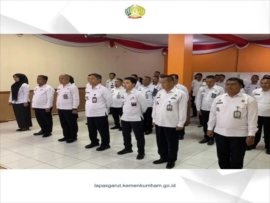 Lapas Garut mengikuti apel pagi bersama secara daring dengan Menteri Koordinator Bidang Hukum, Hak Asasi Manus