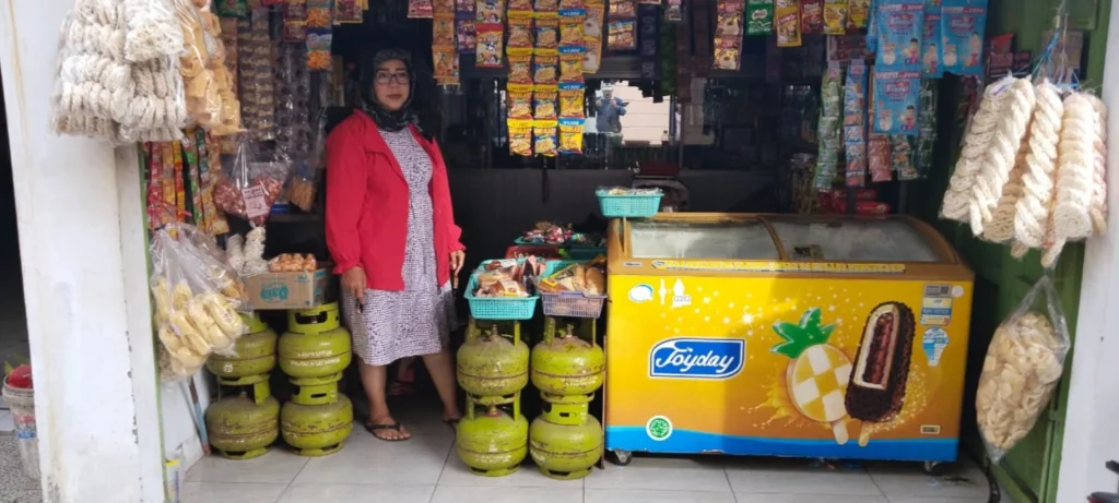 Elis pengecer gas lpg 3 kg di Garut (Ale/Radar Garut)