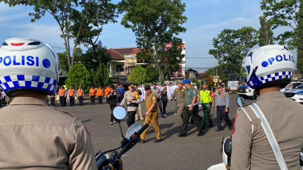 Apel gabungan di Polres Garut