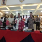 Polisi melakukan konferensi pers penangkapan perampok SPBE