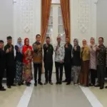 Foto bersama dengan Pemerintah Kabupaten Garut