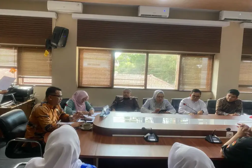 IGTKI audiensi di Komisi IV DPRD Kabupaten Garut (Rizka/Radar Garut)