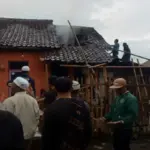 Kebakaran di Kampung Sukatinggal RT 002 RW 011, Desa Padaawas, Kecamatan Pasirwangi, Kabupaten Garut