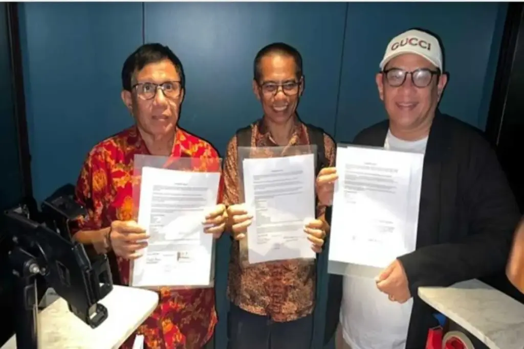Hendry Ch Bangun dan Zulmansyah Sekedang, resmi menyepakati pelaksanaan Kongres Persatuan PWI
