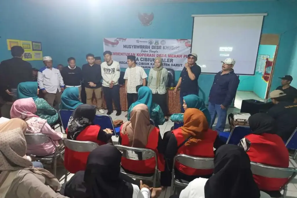 musyawarah pembentukan Koperasi Desa Merah Putih Desa Cibiuk Kaler
