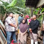 Yudha Puja Turnawan mengunjungi emak Elah
