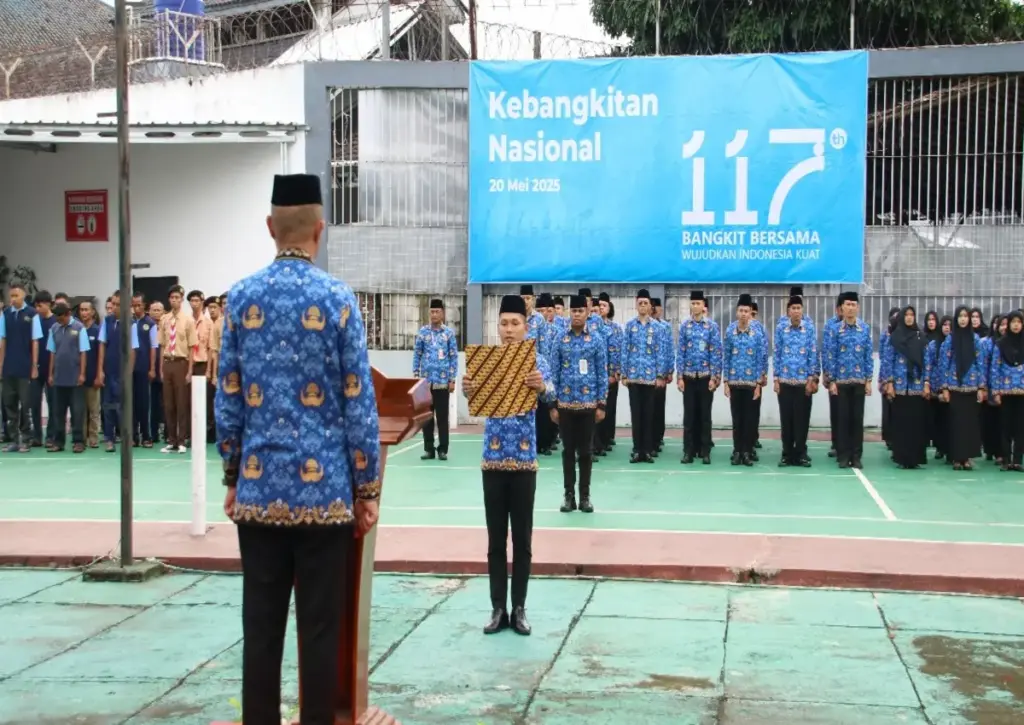 Upacara Harkitnas di Lapas Garut