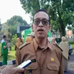 Kabid hubungan industrial dan jamsostek pada disnakers Garut, Asep Hadiana.