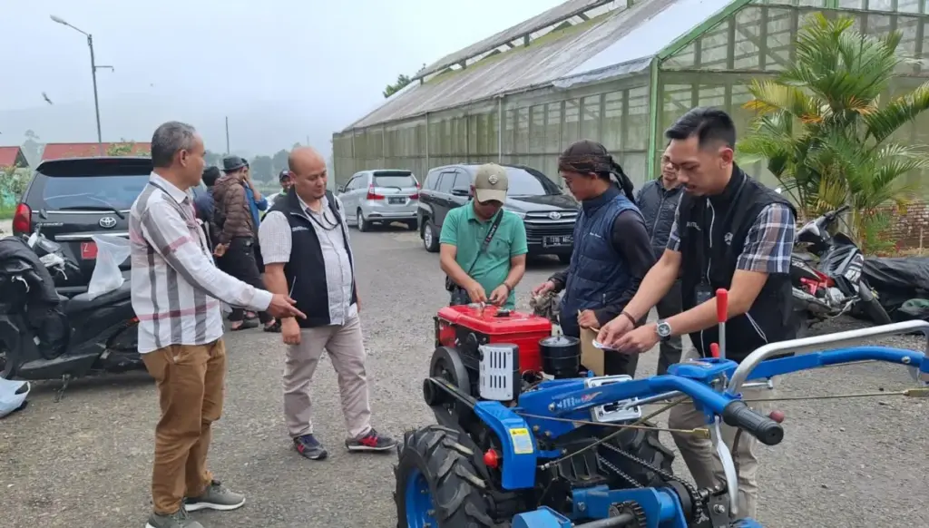 Penyaluran fasilitas Corporate Social Responsibility dari Bank Rakyat Indonesia (BRI)