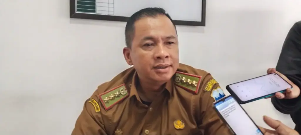 Rena Sudrajat, Camat Garut Kota.