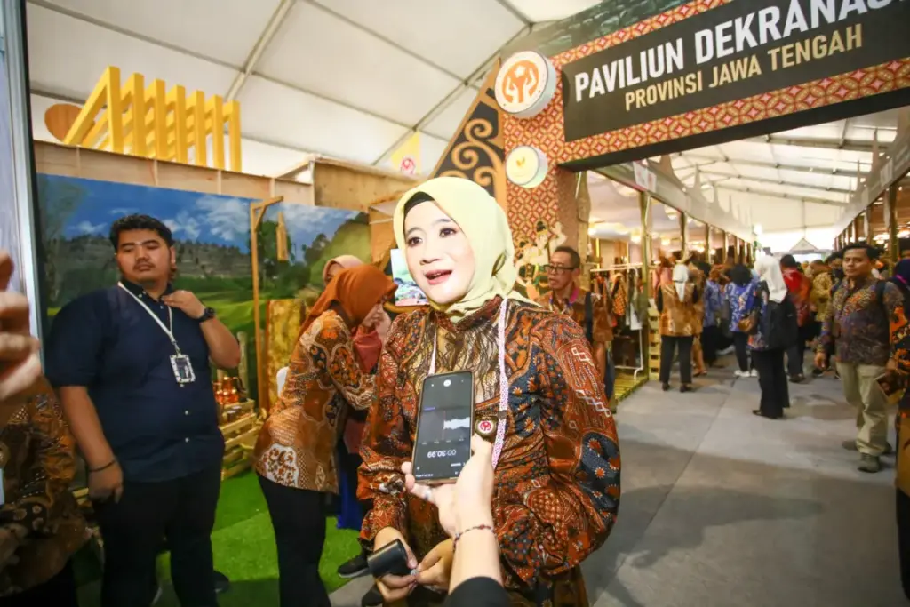 Kepala Dinas Perindustrian dan Perdagangan (Disperindag) Jawa Tengah, Jully Emmylia