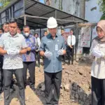 Kalapas Garut Rusdedy bersama jajaran melaksanakan doa bersama dalam acara peletakan batu pertama pembangunan