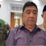 Bupati Garut Abdusy Syakur Amin memberikan keterangan resmi kepada media soal insiden pesta rakyat