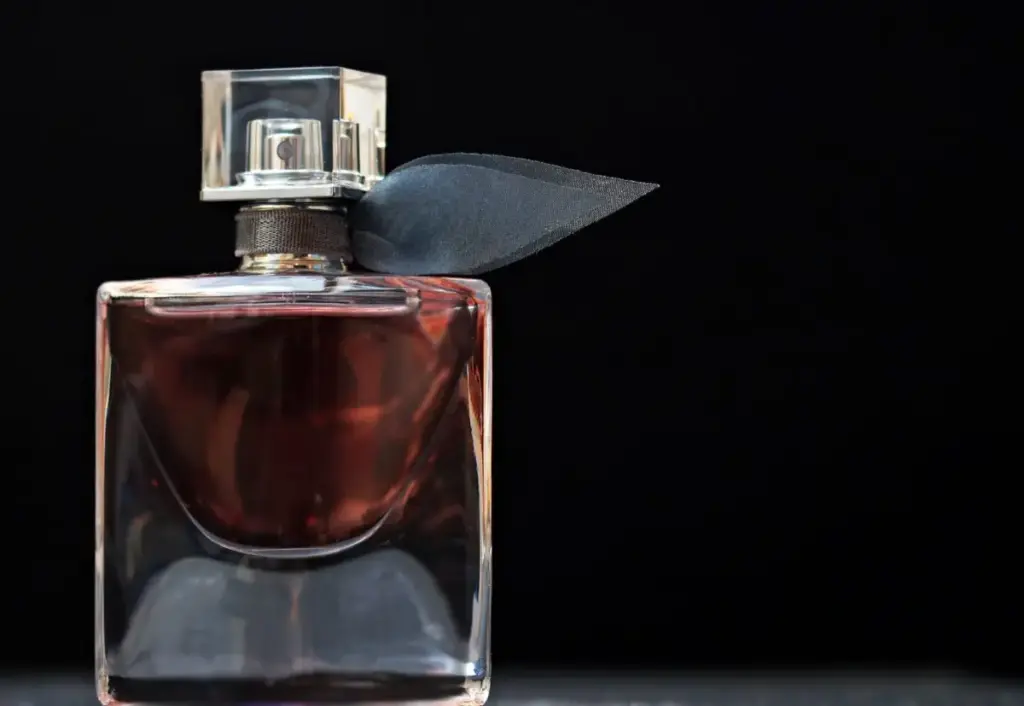5 Aroma Parfum Maskulin yang Bikin Penampilan Makin Berkelas!