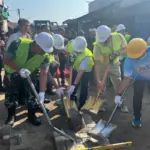 peletakan batu pertama proyek drainase di pasar Ciawitali