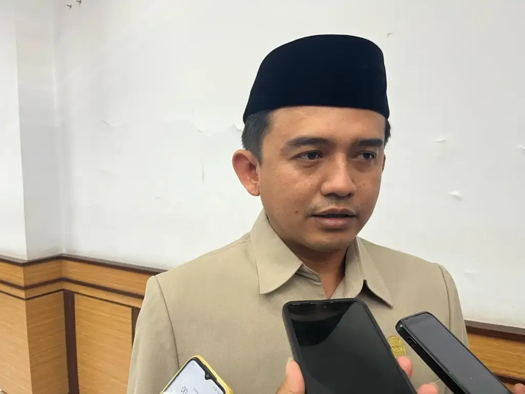 Aris Munandar, Ketua DPRD Garut