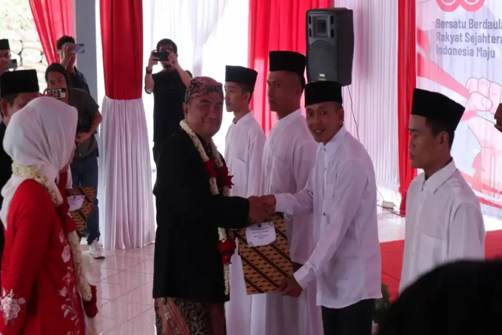 Bupati Garut hadir dalam acara penyerahan remisi di Lapas Garut