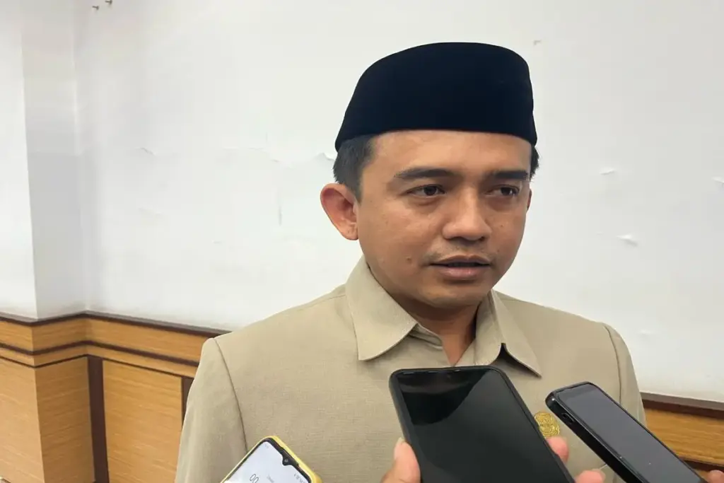 Aris Munandar, Ketua DPRD Garut