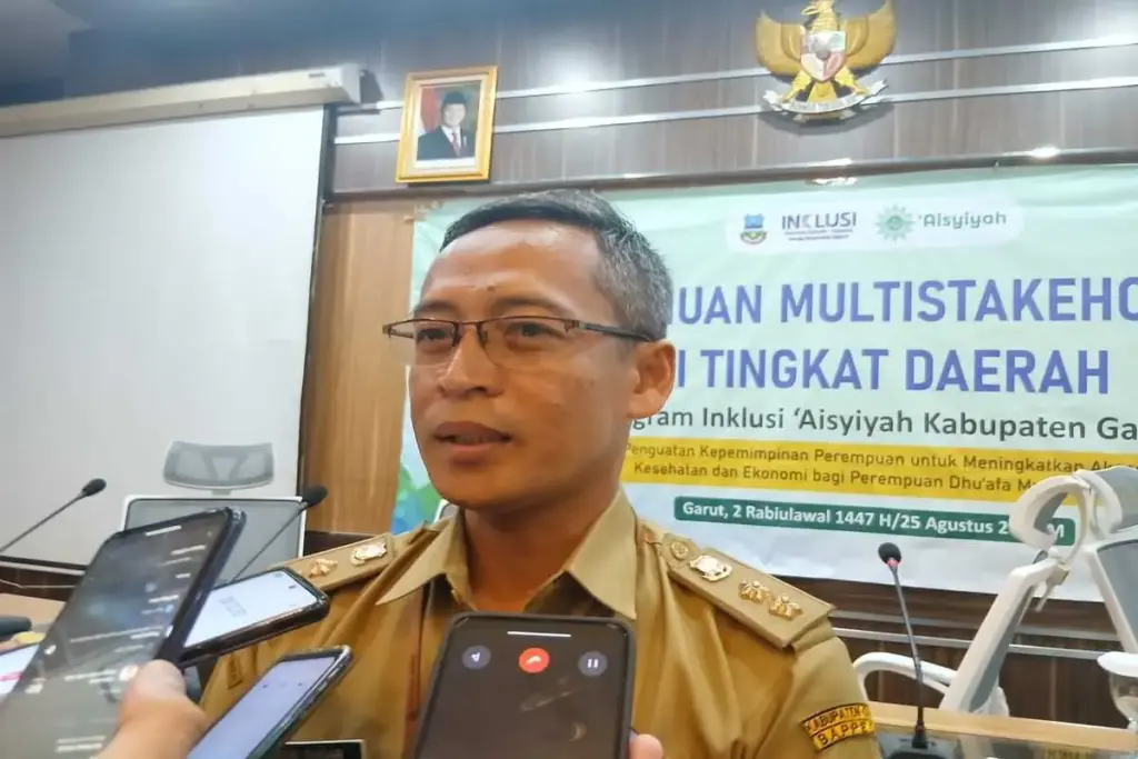 Agus Dinar, Kepala Bidang Pemerintahan dan Pembangunan Manusia pada Bappeda Garut.
