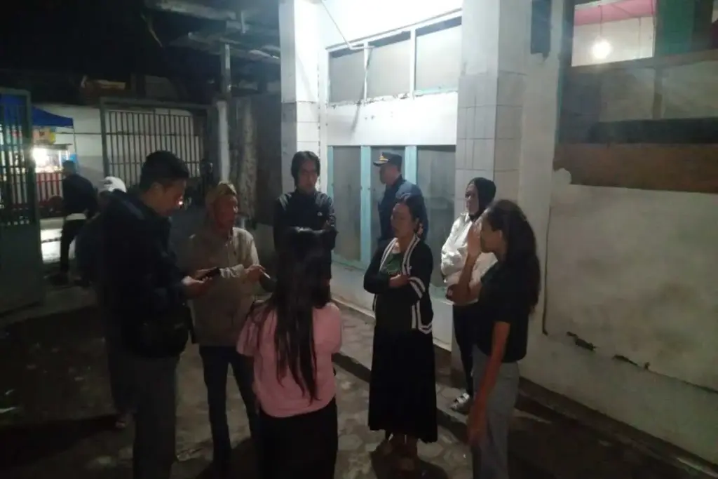 Plt Camat Bayongbong, Kades Cikedokan, Abah Muda Pemuda Akhir Zaman, Bibie Bagja dan pihak keluarga mencari ke