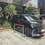 Komisi Pemberantasan Korupsi (KPK) masih mencari keberadaan tiga mobil yang diduga sudah dipindahkan dari ruma