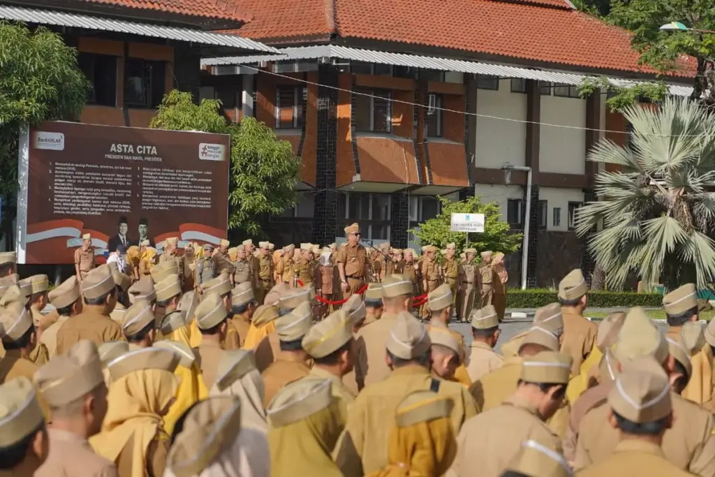 Bupati Garut lantik PNS dan PPPK