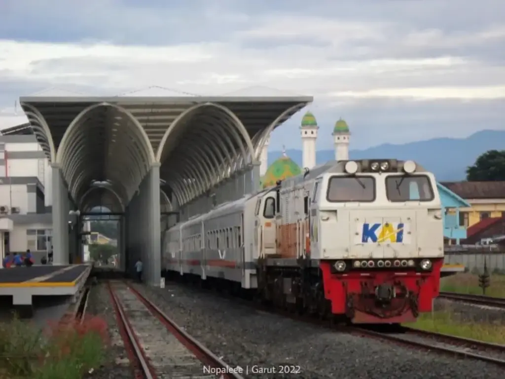 kereta ke garut