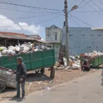 Sampah menumpuk di Jalan Gatot Subroto, Perumahan Cempaka Indah, Karangpawitan