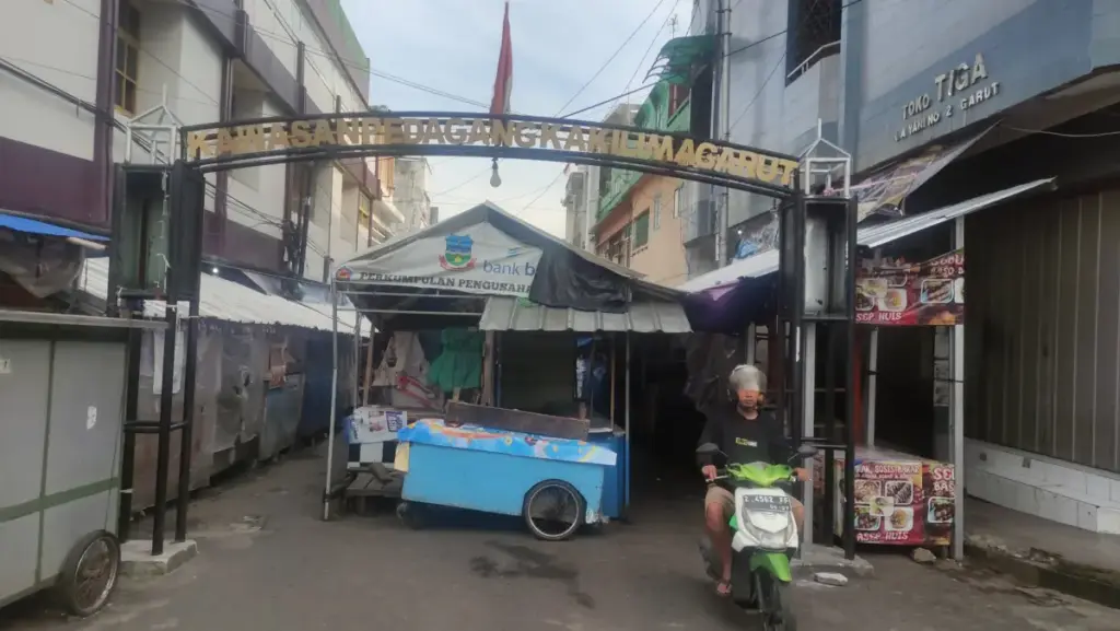 Pemkab Garut Siapkan Konsep Besar Revitalisasi Pasar Baru dan Penataan PKL (Ale/Radar Garut)