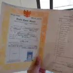 Ijazah tertahan imbas dari tunggakan di sekolah swasta. (Sumber foto: Radar Cirebon))