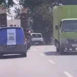 Jalur logistik pengiriman barang di Jalan Kadungora yang menghubungkan daerah Garut Bandung