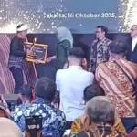 Penyerahan Mandaya Award Tahun 2025 yang diberikan langsung oleh Menteri Koordinator Pemberdayaan Masyarakat