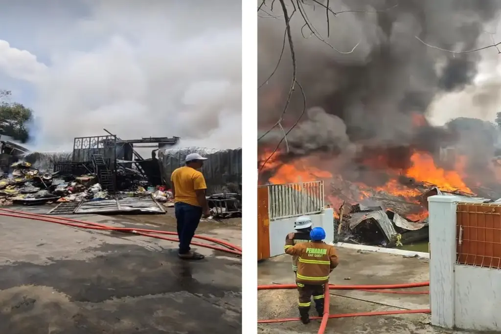 kebakaran gudang penyimpanan rongsok di Leles, Kabupaten Garut
