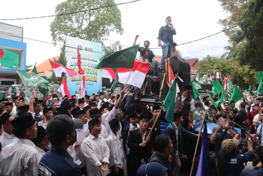 PCNU Garut Suarakan Empat Tuntutan Audiensi, Dari Framing Media hingga Perlindungan Kesehatan Kiyai PCNU Garut gelar demonstrasi Suarakan Empat Tuntutan Audiensi ke DPRD Garut