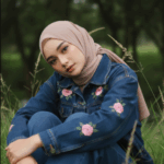 prompt gemini ai foto sendiri wanita berhijab