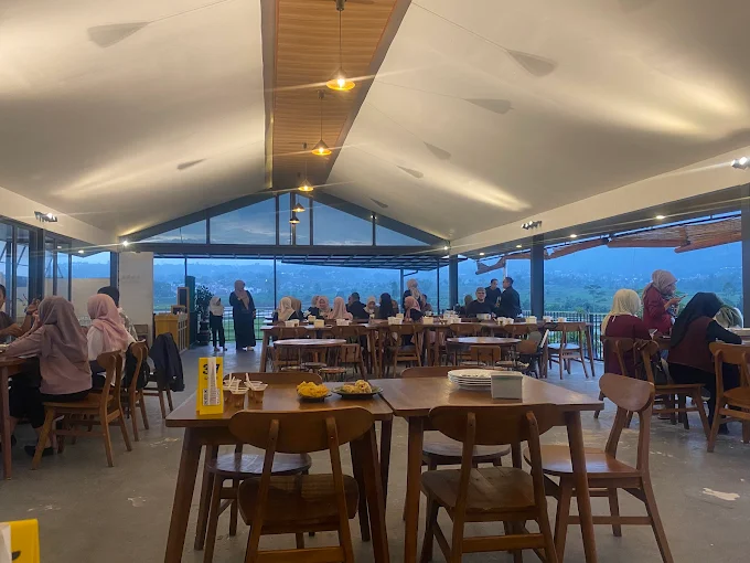 7 Rekomendasi Café Hits di Garut yang Buka 24 Jam, Cocok Buat WFC dan Nongkrong Seru! tempat nongkrong di garut 24 jam