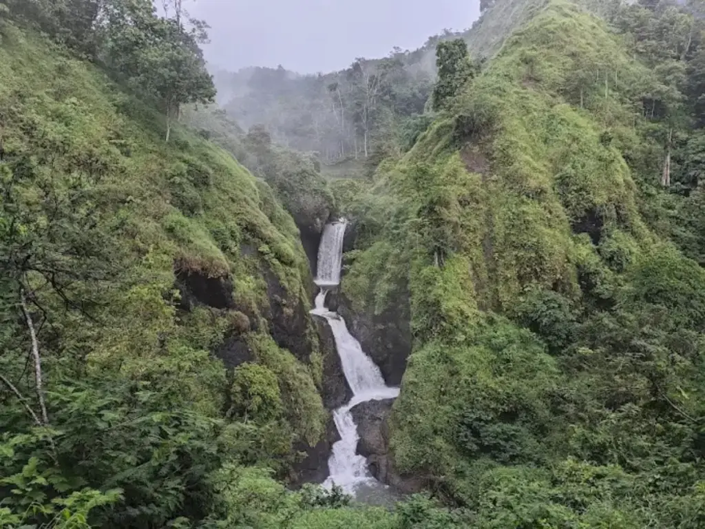tempat wisata garut terdekat dari bandung