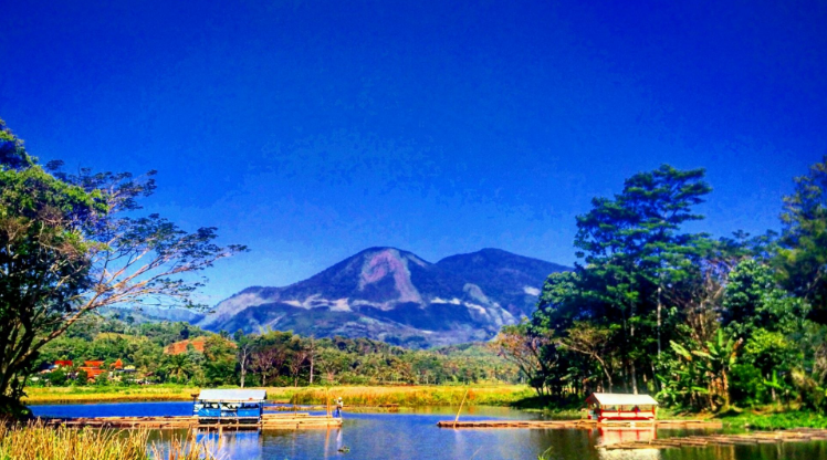 tempat wisat situ cangkuang