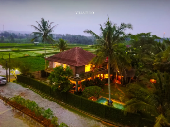villa di garut untuk keluarga