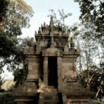 wisata candi cangkuang leles garut