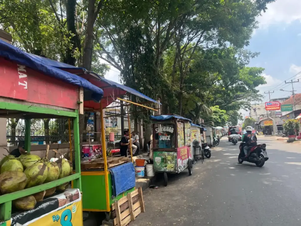 DPRD Garut Dorong Penataan Zonasi Pedagang Kaki Lima Dok Radar Garut