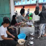 Kuliner surabi pasundan Garut menjadi salah satu jajanan favorit warga. (Ale/Radar Garut)