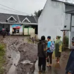 Hujan Deras Picu Banjir di Cisurupan Garut, Puluhan Rumah Terendam Lumpur. (Istimewa)