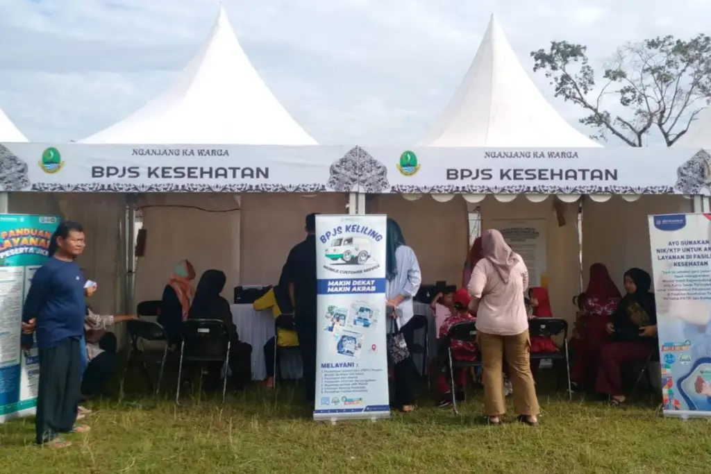 Dekatkan Layanan ke Pelosok, BPJS Kesehatan Tasikmalaya Jemput Bola Lewat “Nganjang ka Warga” di Cibalong BPJS Kesehatan Tasikmalaya Jemput Bola Lewat “Nganjang ka Warga” di Cibalong