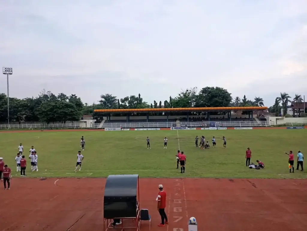 Setelah Lolos Putaran Nasional Liga 4, Pemain Persigar Justru Dibubarkan laga terkahir Persigar di babak 8 besar saat bermain imbang melawan Persikotas Kota Tasikmalaya